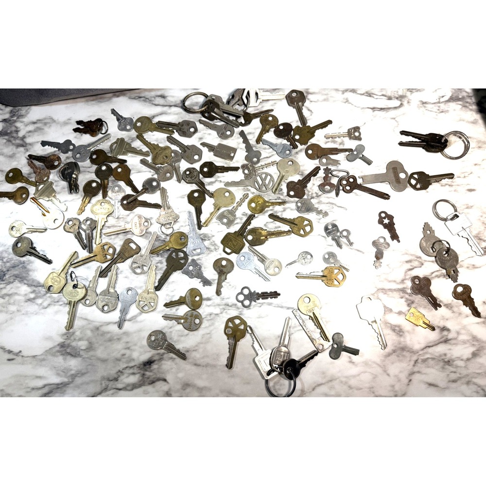 VTG KEYS 113 OVER 1LB~ GM, HOUSE, MASTER, VW, SAMSONITE, CHICAGO LOCK ETC (2593)